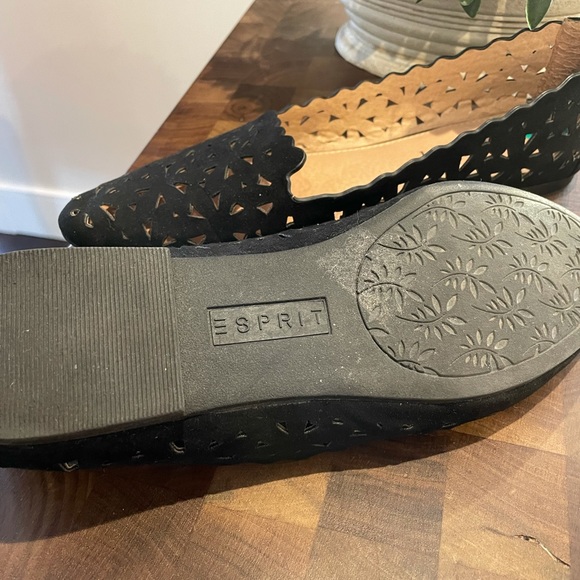 Esprit like new flats - Picture 3 of 4